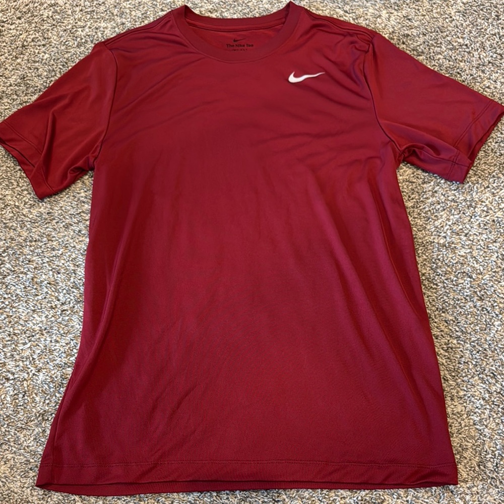Nike Red Short Sleeve Tees Athletic Performance